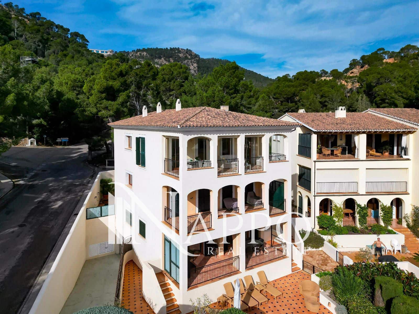 3 slaapkamer Flat te koop in Puerto de Andratx met zwembad garage - € 1.049.000 (Ref: 9562217)