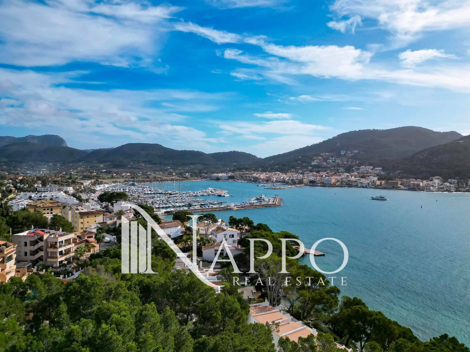 3 slaapkamer Flat te koop in Puerto de Andratx met zwembad garage - € 1.049.000 (Ref: 9562217)