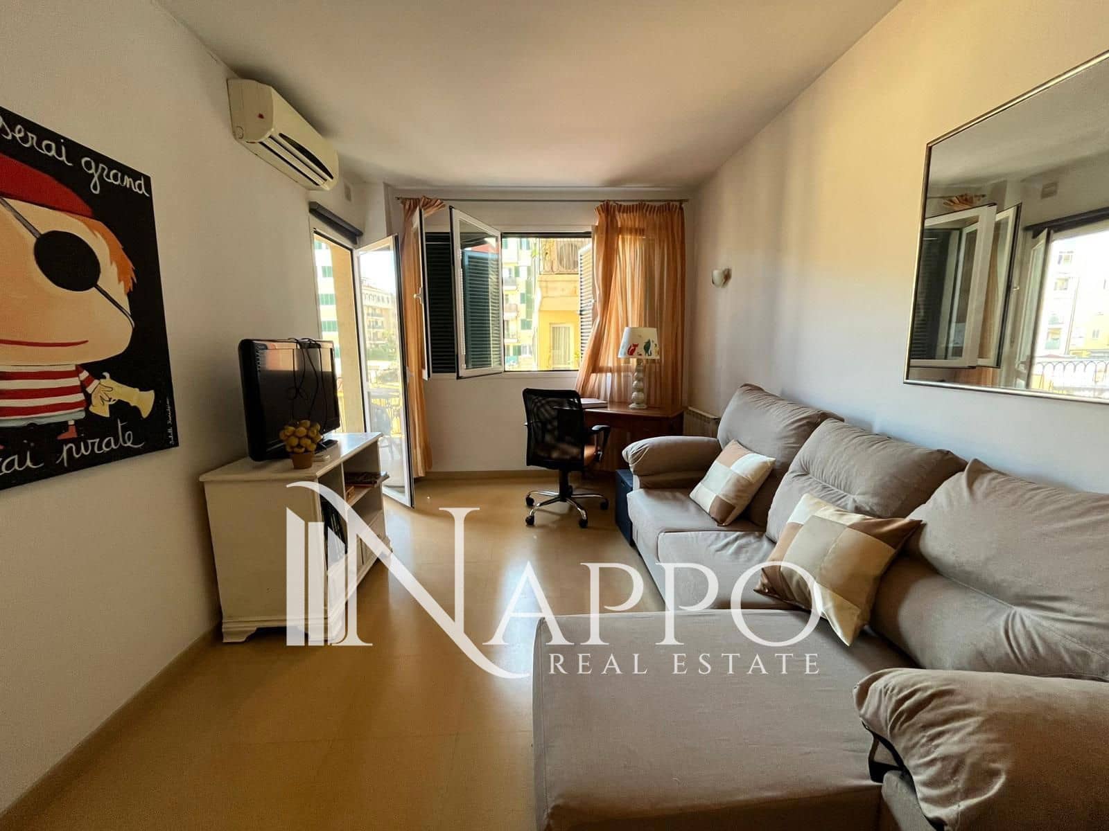 1 soveværelse Lejlighed til leje i Palma de Mallorca med swimmingpool - € 1.250 (Ref: 9563971)