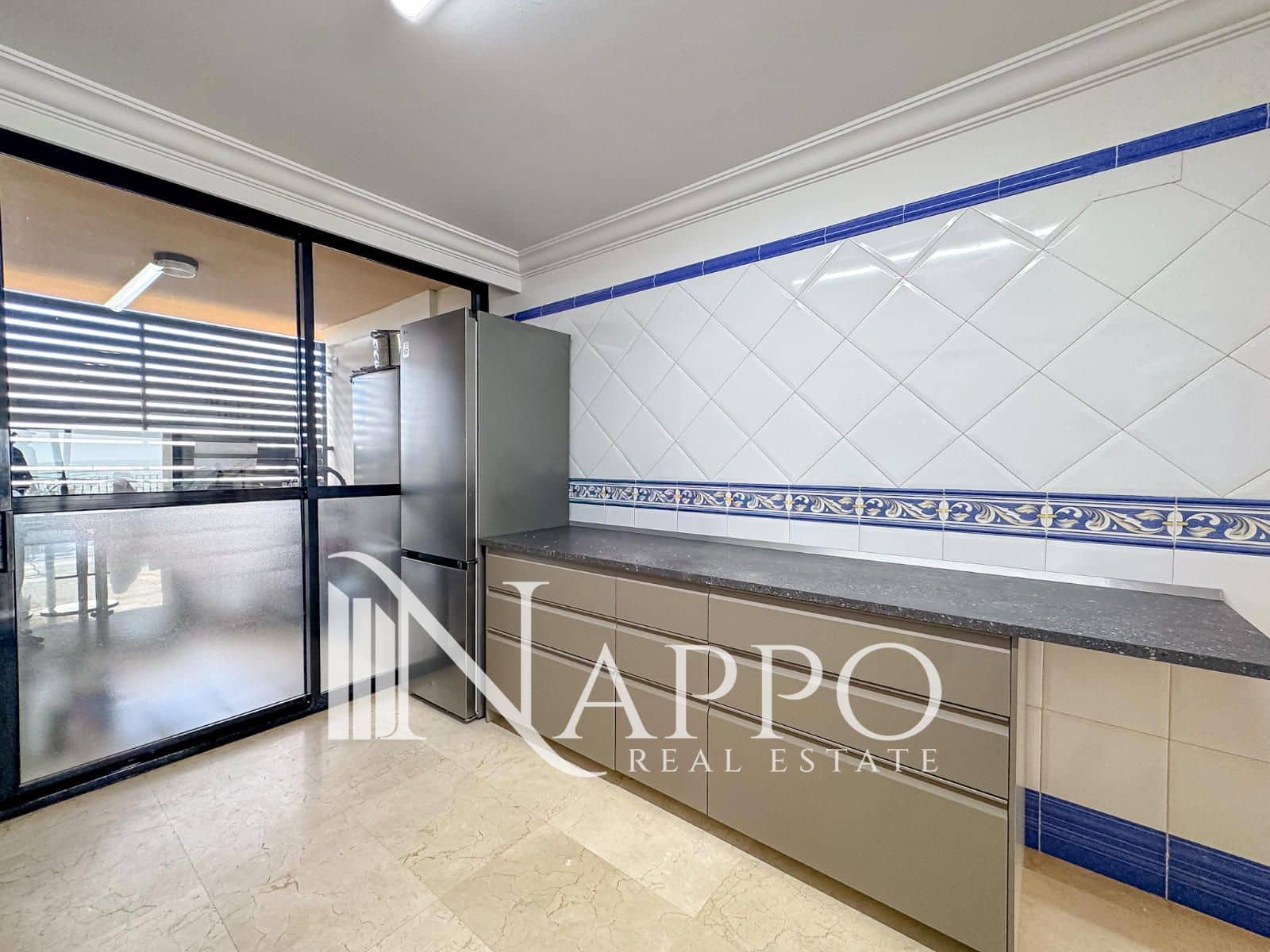 2 soveværelse Penthouse til leje i Coll d'en Rabassa med swimmingpool garage - € 3.500 (Ref: 9570080)