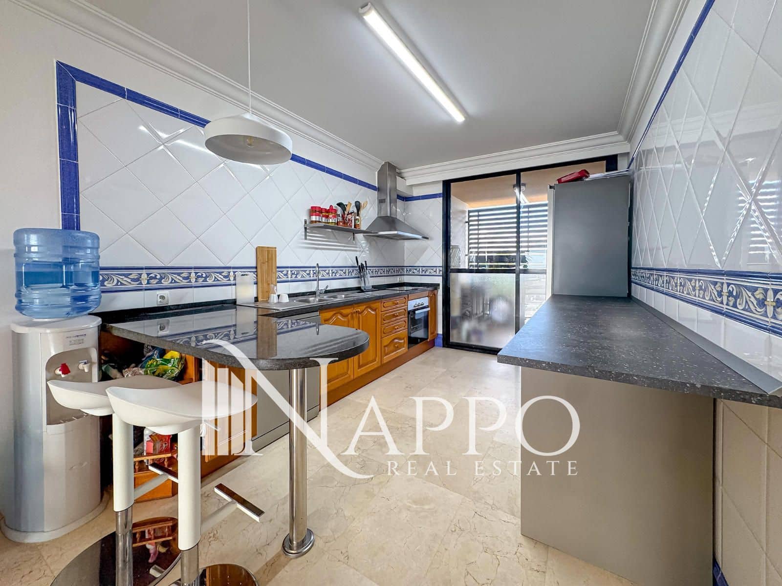 2 soveværelse Penthouse til leje i Coll d'en Rabassa med swimmingpool garage - € 3.500 (Ref: 9570080)