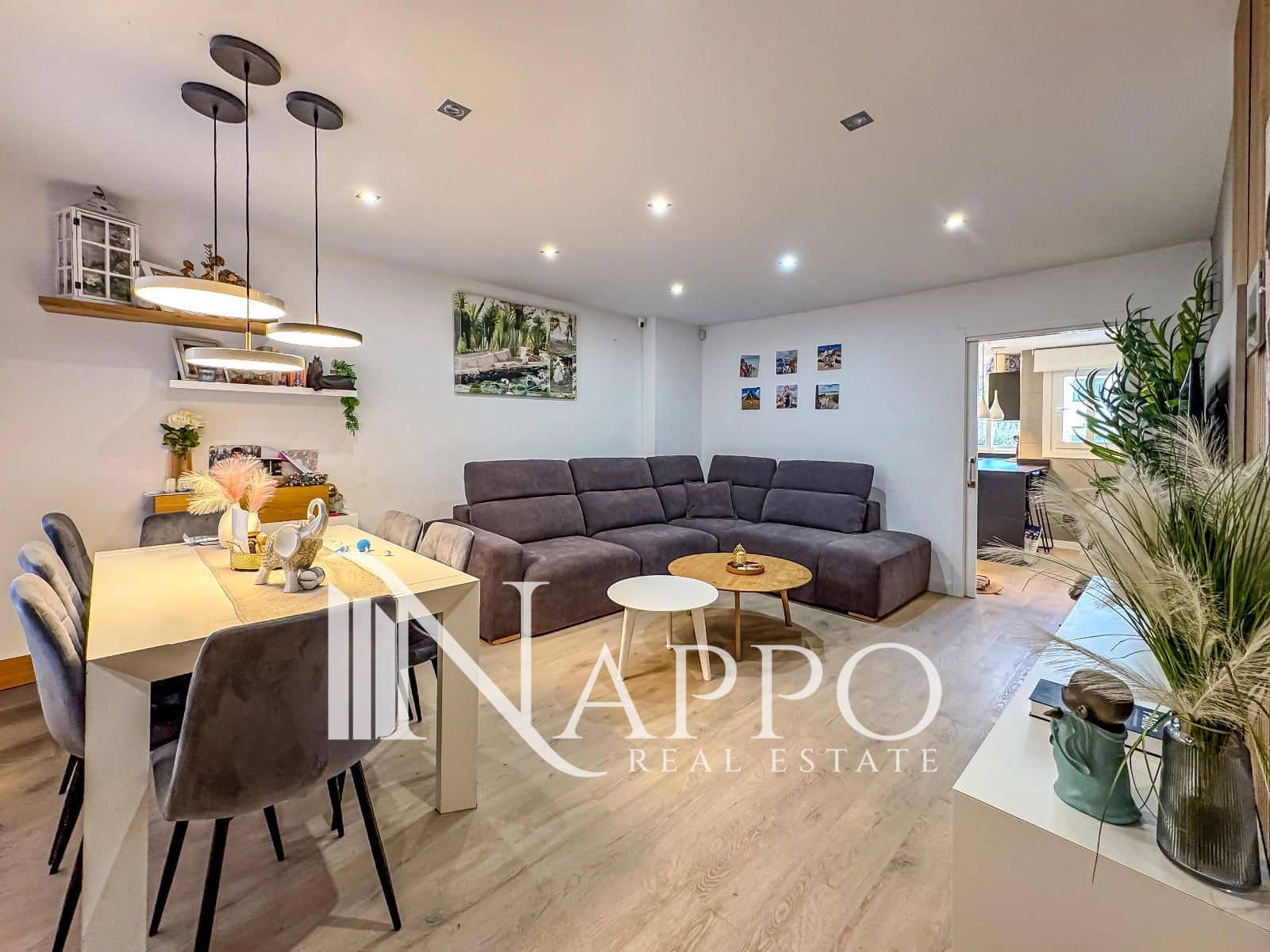 4 bedroom Townhouse for sale in Son Ferrer with pool garage - € 799,000 (Ref: 9576917)