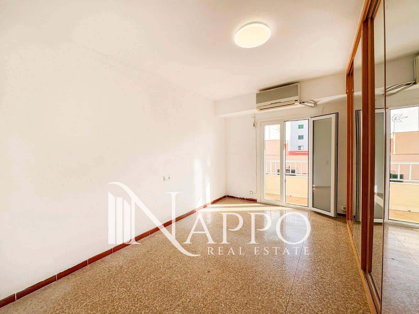 3 quarto Apartamento para venda em Palma de Mallorca - 355 000 € (Ref: 9579167)