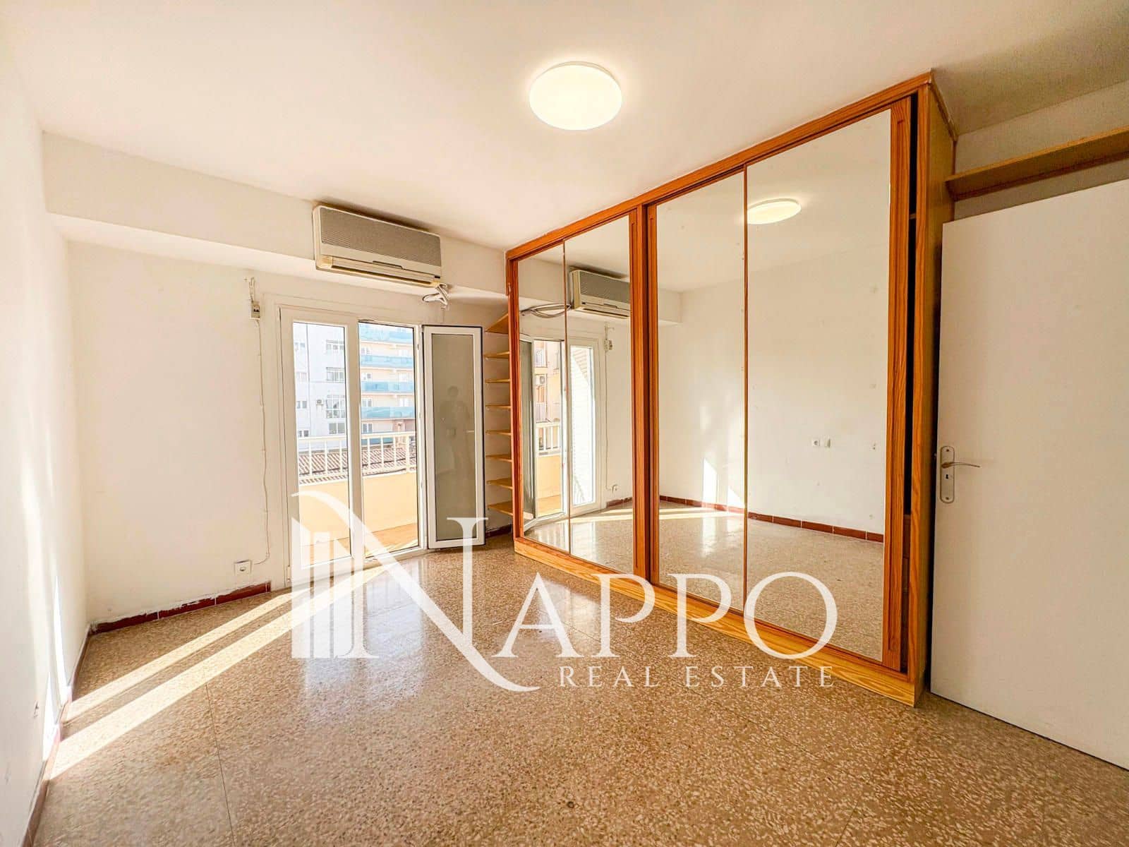 3 quarto Apartamento para venda em Palma de Mallorca - 355 000 € (Ref: 9579167)