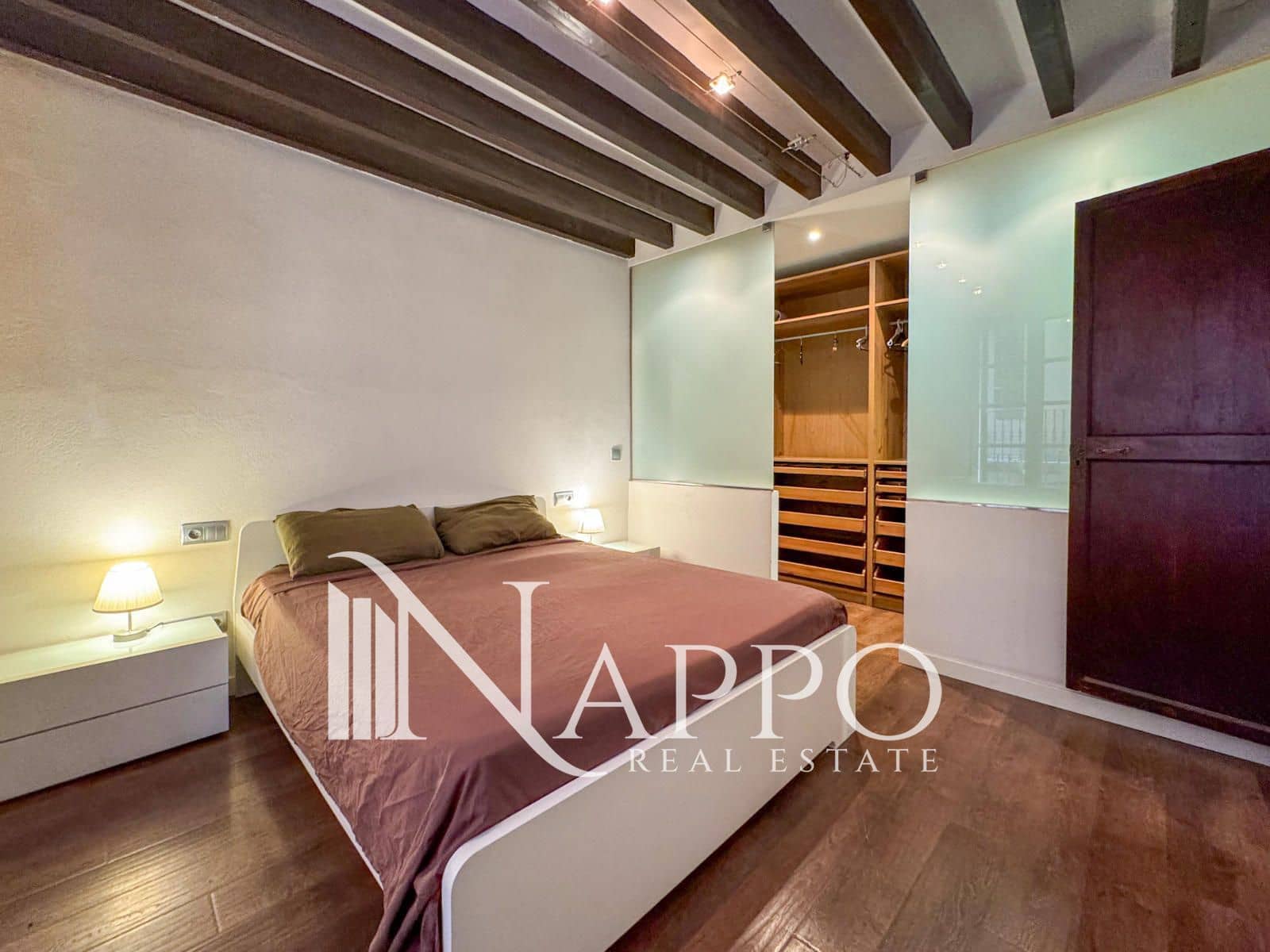 Appartement de 2 chambres à louer à Palma de Mallorca - 1 700 € (Ref: 9579168)