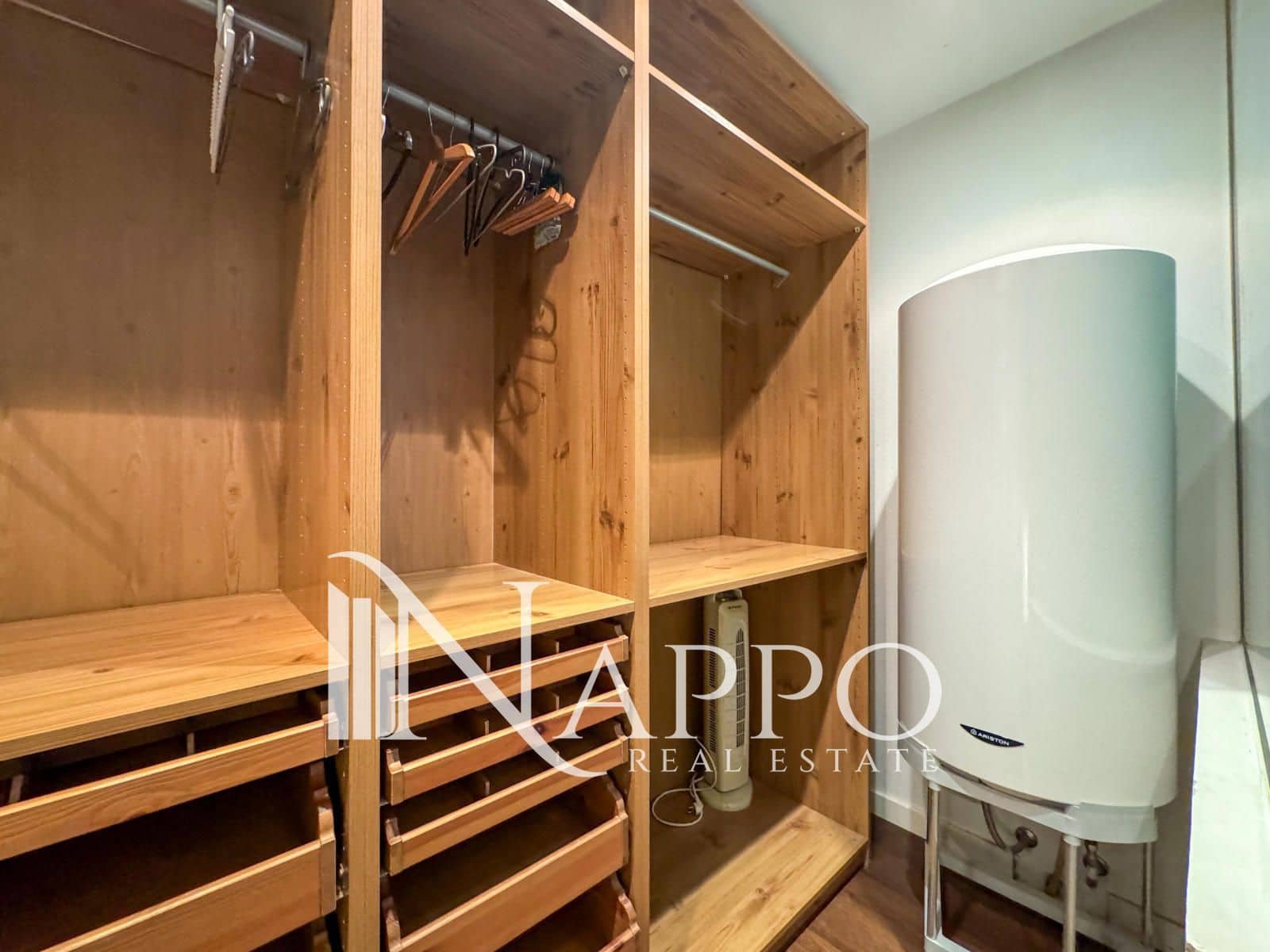 Appartement de 2 chambres à louer à Palma de Mallorca - 1 700 € (Ref: 9579168)