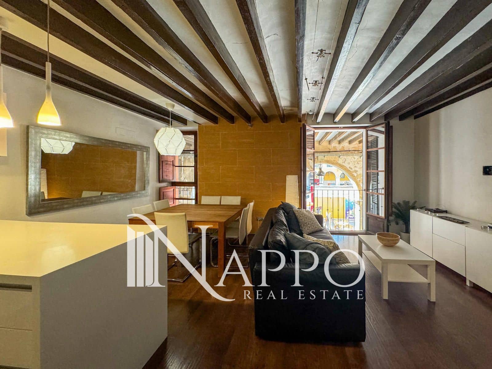 Appartement de 2 chambres à louer à Palma de Mallorca - 1 700 € (Ref: 9579168)