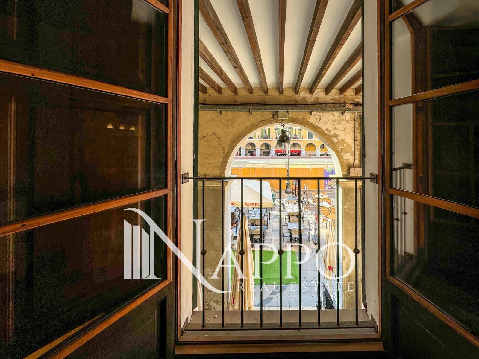 Appartement de 2 chambres à louer à Palma de Mallorca - 1 700 € (Ref: 9579168)