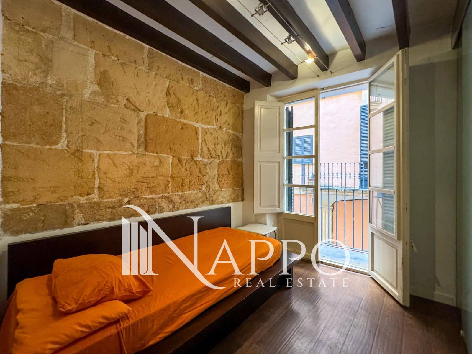 Appartement de 2 chambres à louer à Palma de Mallorca - 1 700 € (Ref: 9579168)