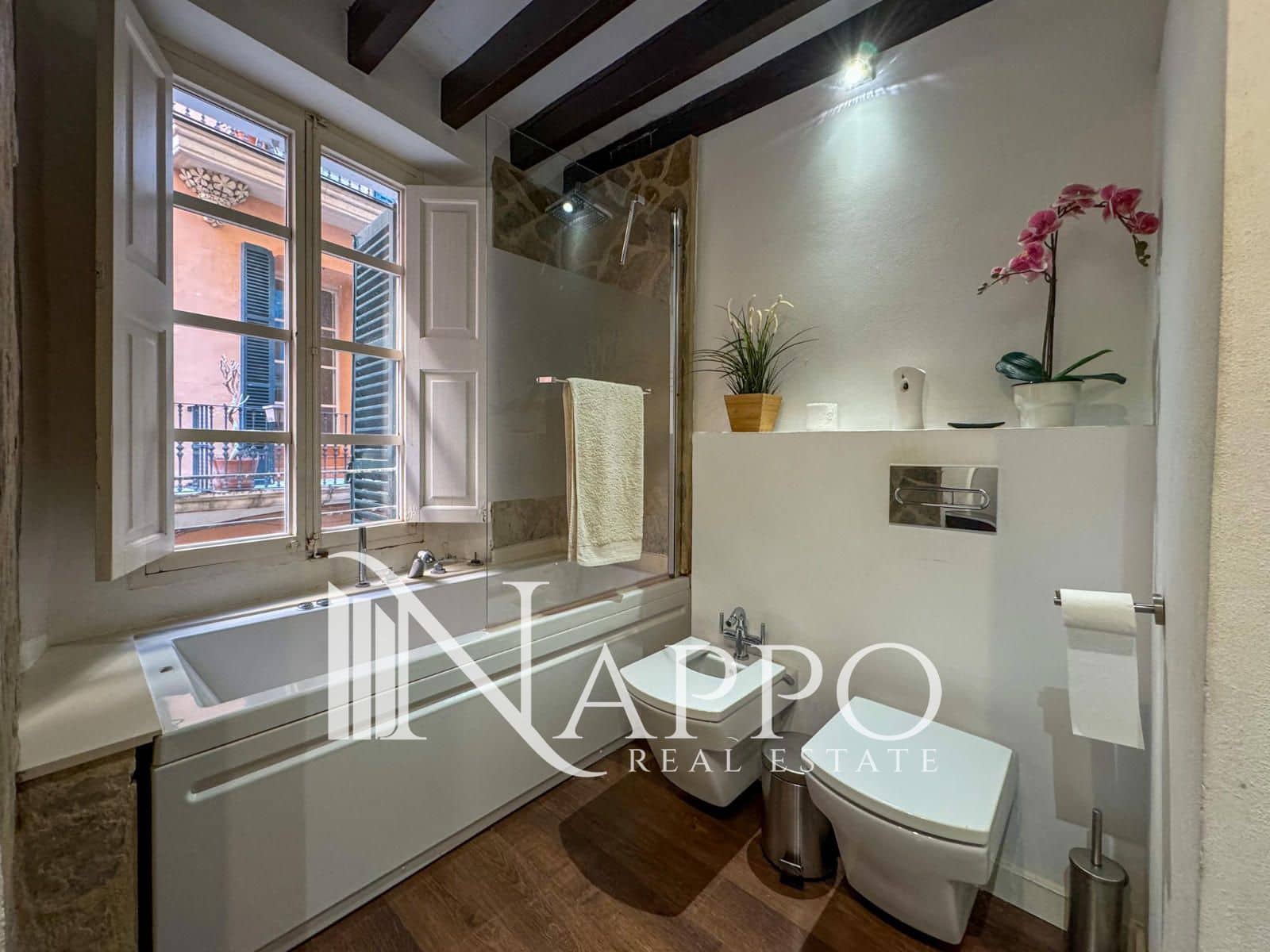 Appartement de 2 chambres à louer à Palma de Mallorca - 1 700 € (Ref: 9579168)