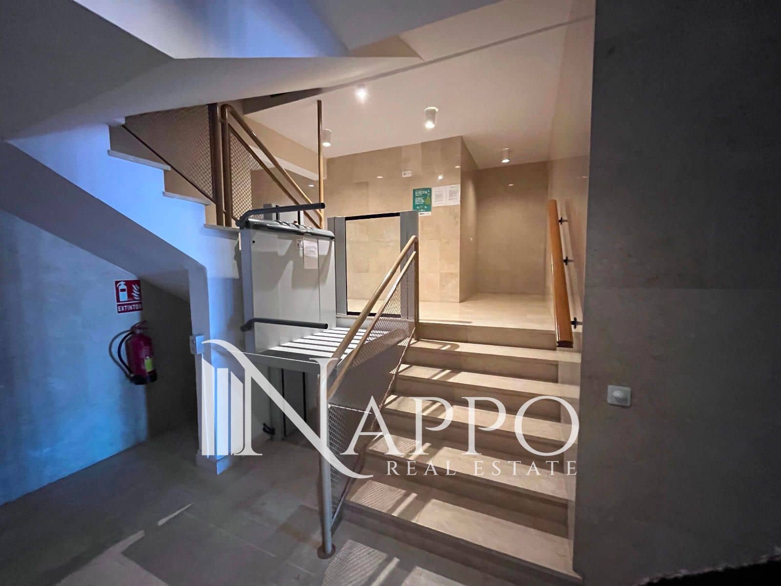 2 slaapkamer Flat te huur in Palma de Mallorca met zwembad garage - € 2.400 (Ref: 9581250)