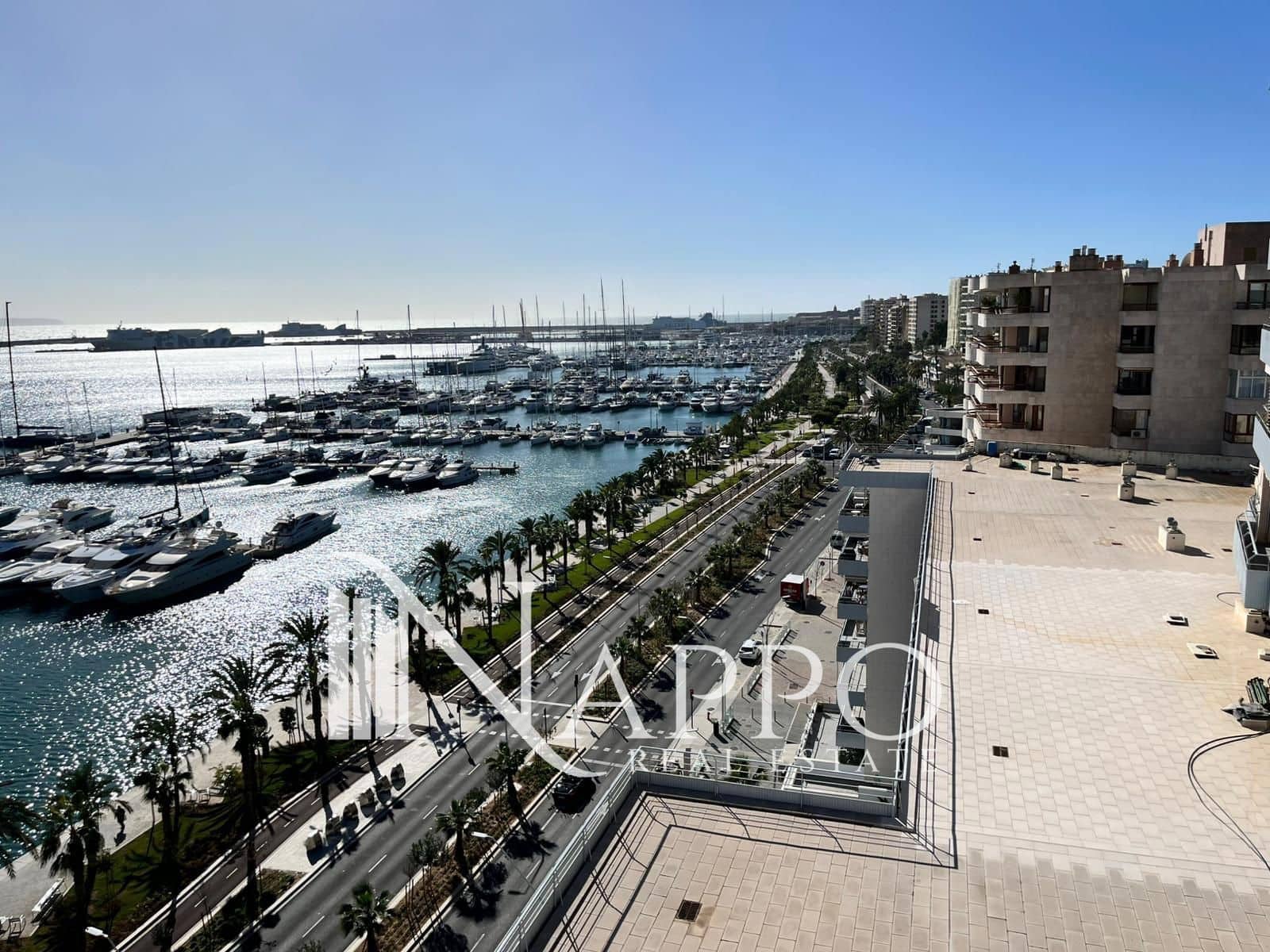 2 slaapkamer Flat te huur in Palma de Mallorca met zwembad garage - € 2.400 (Ref: 9581250)