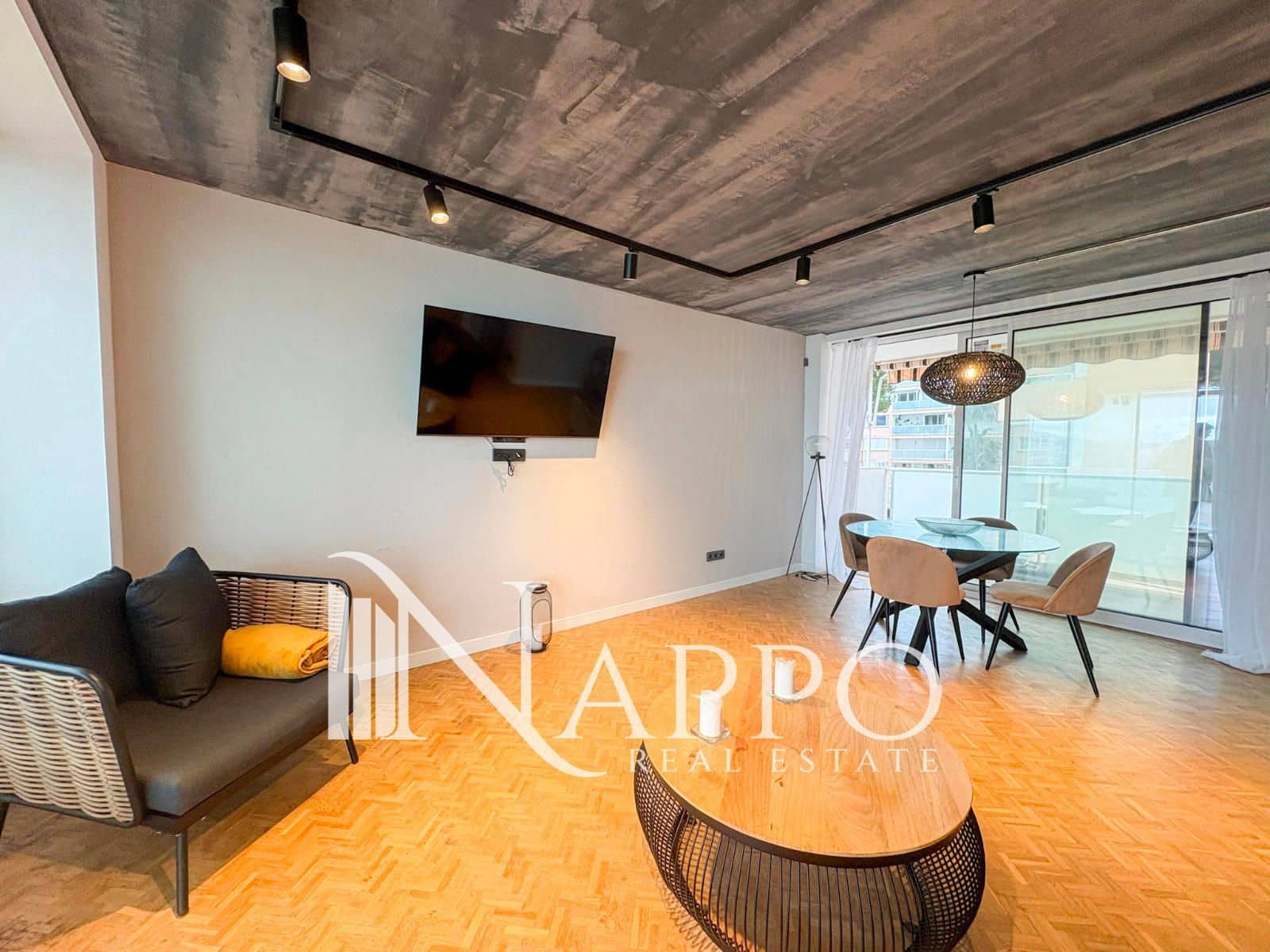 2 bedroom Flat for sale in El Toro / Port Adriano with pool garage - € 790,000 (Ref: 9585020)