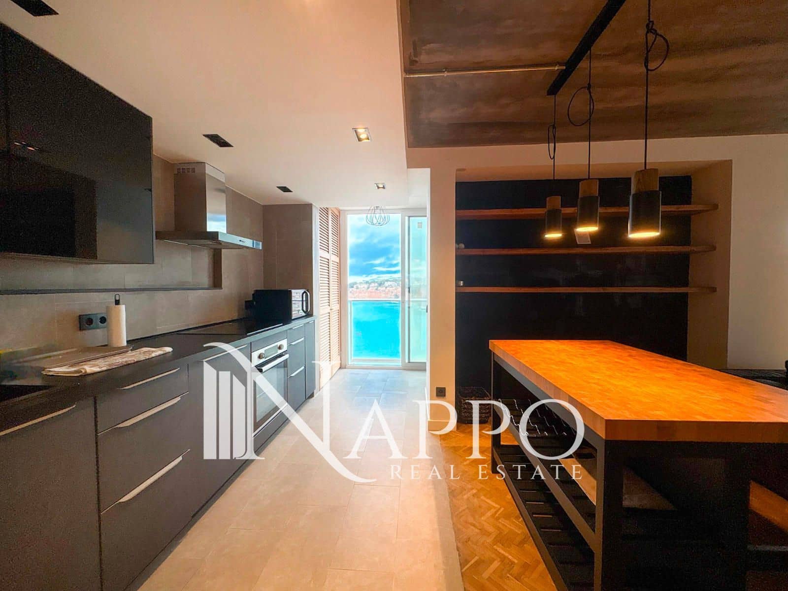 2 bedroom Flat for sale in El Toro / Port Adriano with pool garage - € 790,000 (Ref: 9585020)