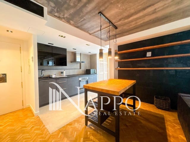 2 makuuhuone Asunto myytävänä paikassa El Toro / Port Adriano, Calvià mukana uima-altaan 
autotalli - 790 000 € (Ref: 9585020)