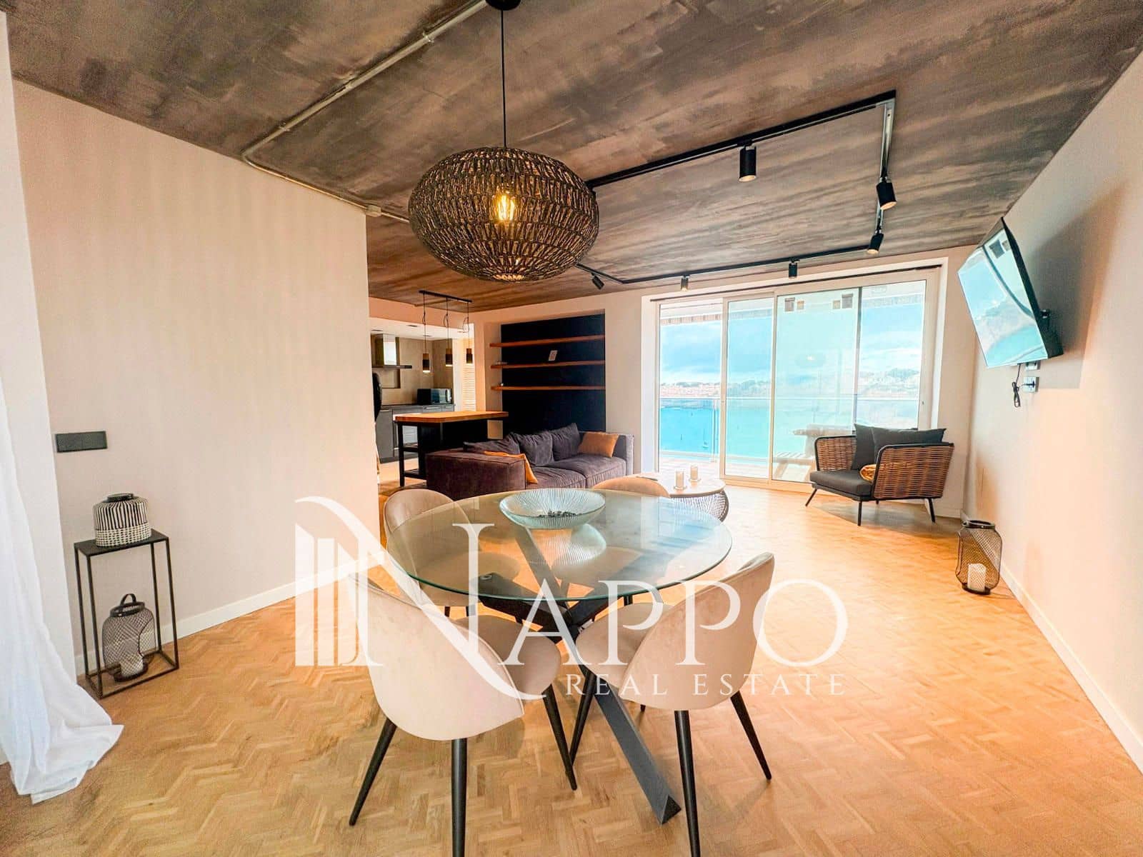 2 bedroom Flat for sale in El Toro / Port Adriano with pool garage - € 790,000 (Ref: 9585020)