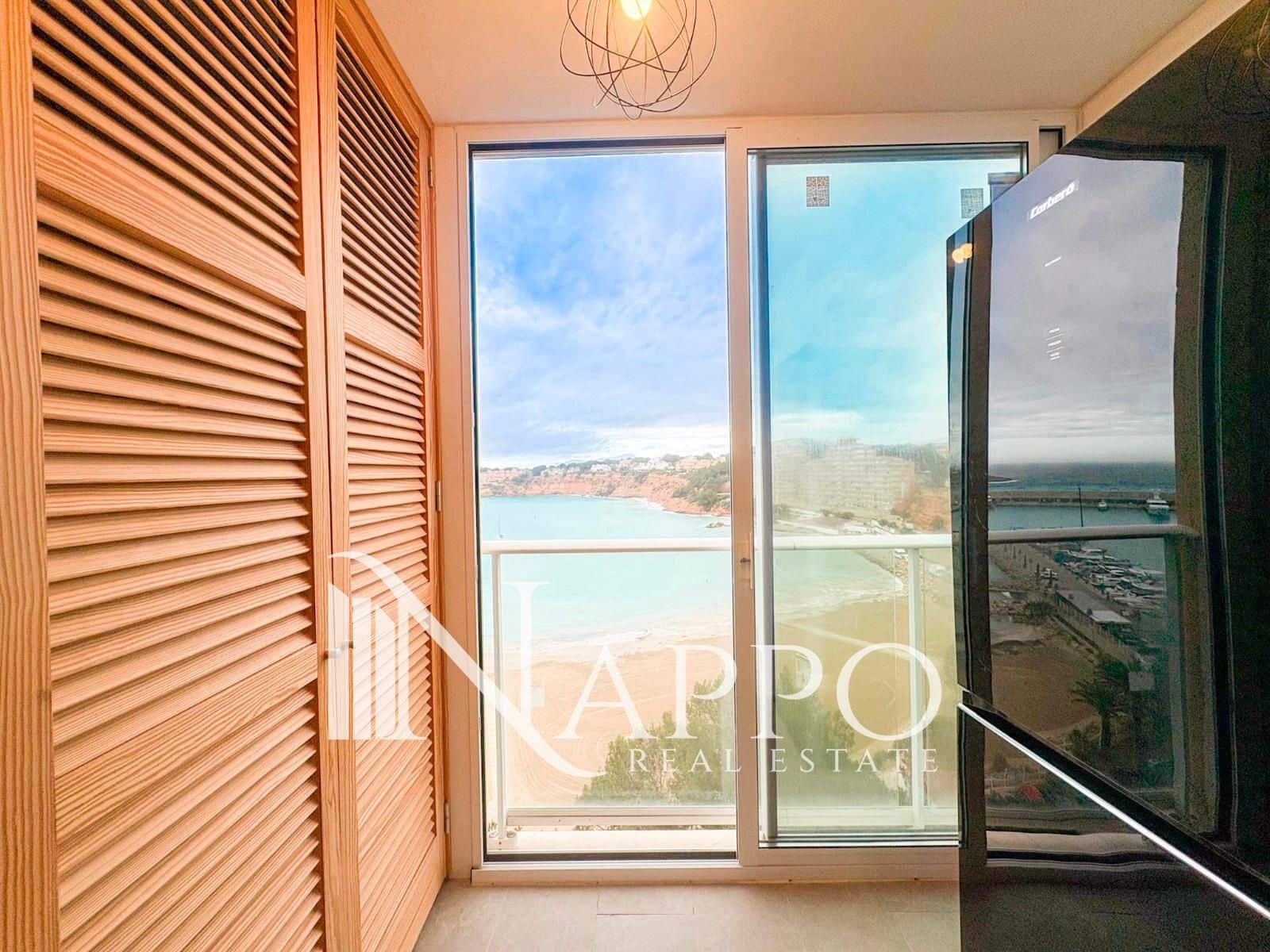 2 bedroom Flat for sale in El Toro / Port Adriano with pool garage - € 790,000 (Ref: 9585020)