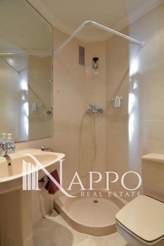 2 slaapkamer Penthouse te huur in Palma de Mallorca met zwembad garage - € 2.500 (Ref: 9598201)