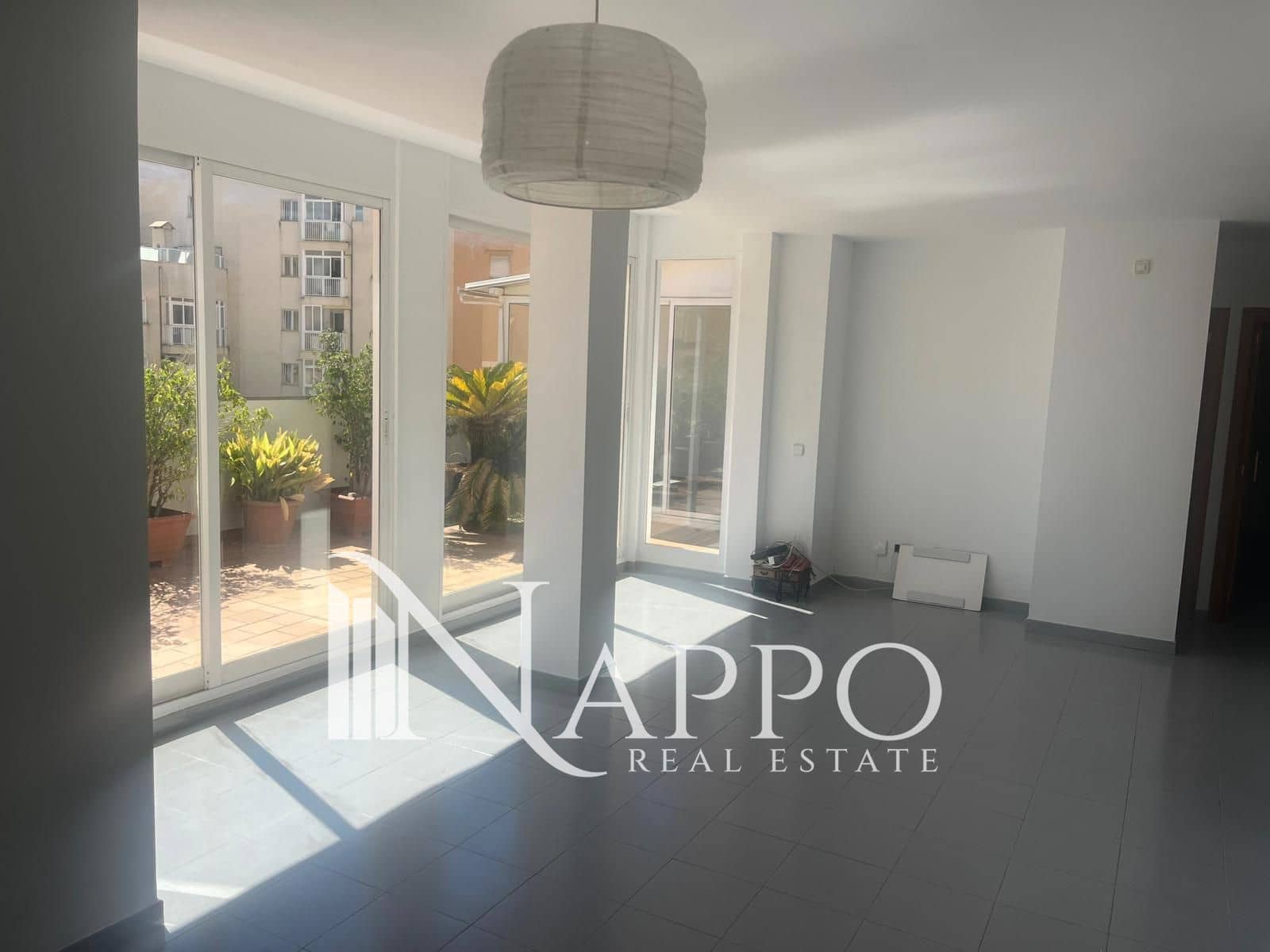 2 bedroom Penthouse for rent in Palma de Mallorca with garage - € 1,870 (Ref: 9601519)