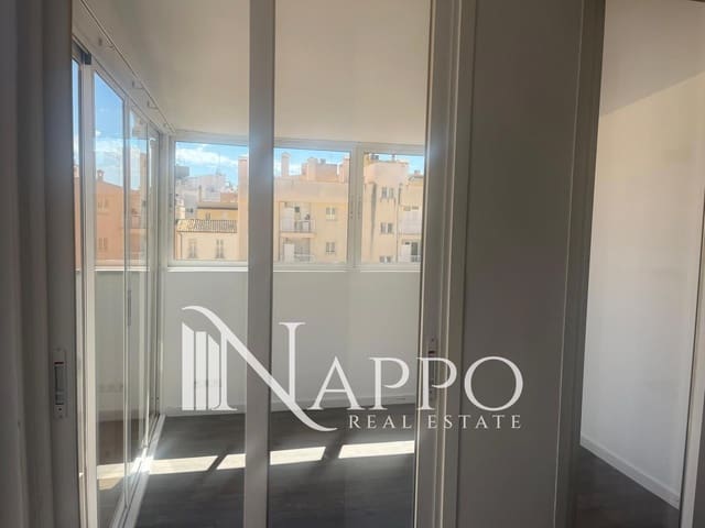 2 quarto Penthouse para arrendar em Palma de Mallorca com garagem - 1 870 € (Ref: 9601519)