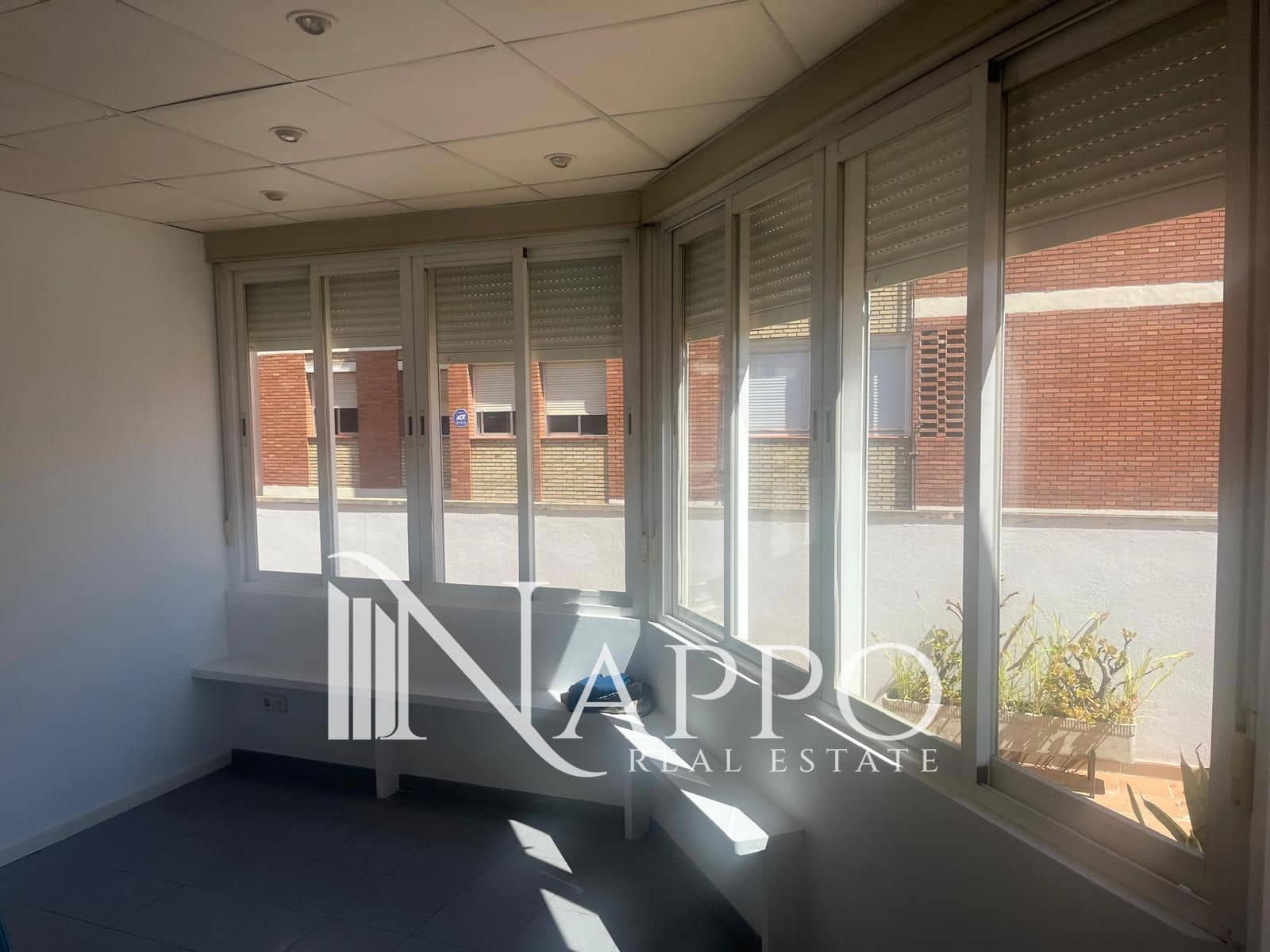 2 bedroom Penthouse for rent in Palma de Mallorca with garage - € 1,870 (Ref: 9601519)