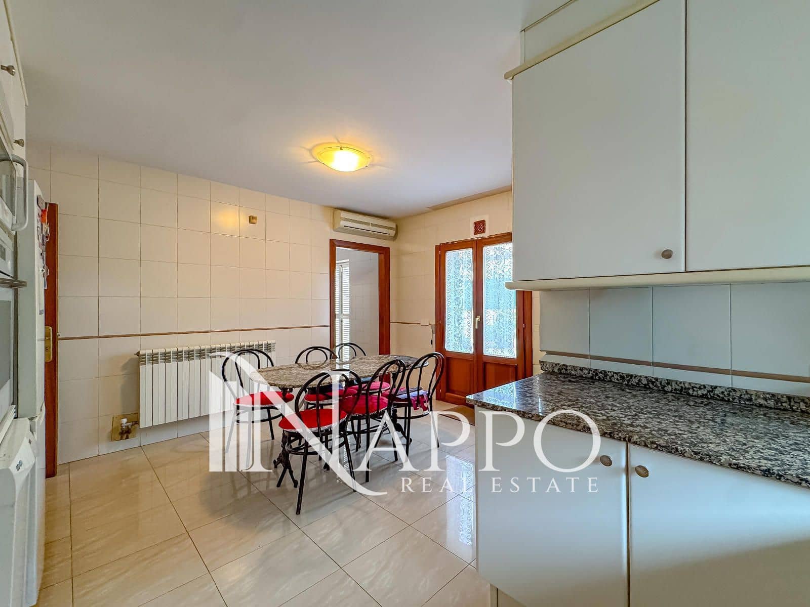 6 soverom Villa til salgs i Palma de Mallorca med garasje - € 1 200 000 (Ref: 9602421)