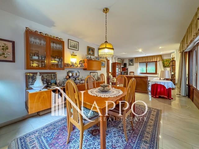 6 soverom Villa til salgs i Palma de Mallorca med garasje - € 1 200 000 (Ref: 9602421)