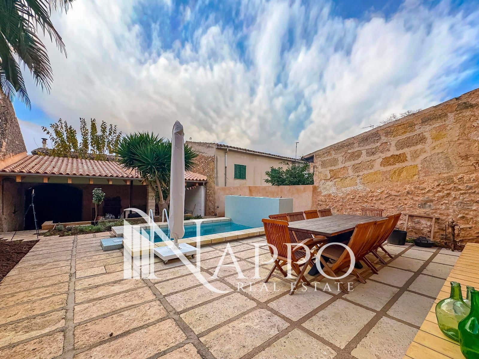 4 bedroom Villa for rent in Sencelles with pool garage - € 3,000 (Ref: 9603595)