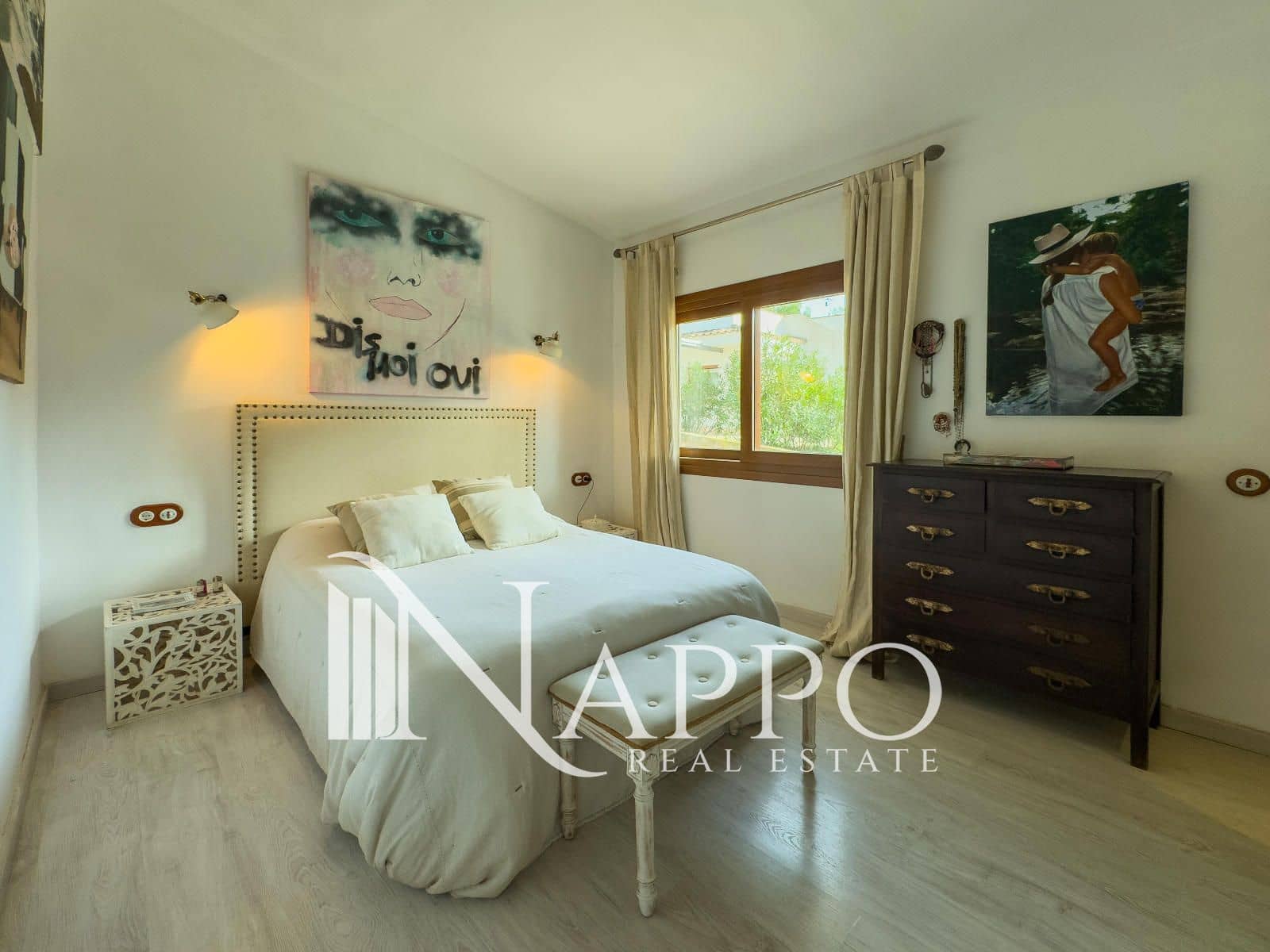 4 quarto Moradia para arrendar em Costa de la Calma - 4 500 € (Ref: 9605413)