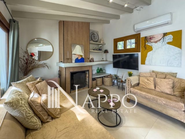 4 bedroom Villa for rent in Costa de la Calma, Calvià - € 4,500 (Ref: 9605413)