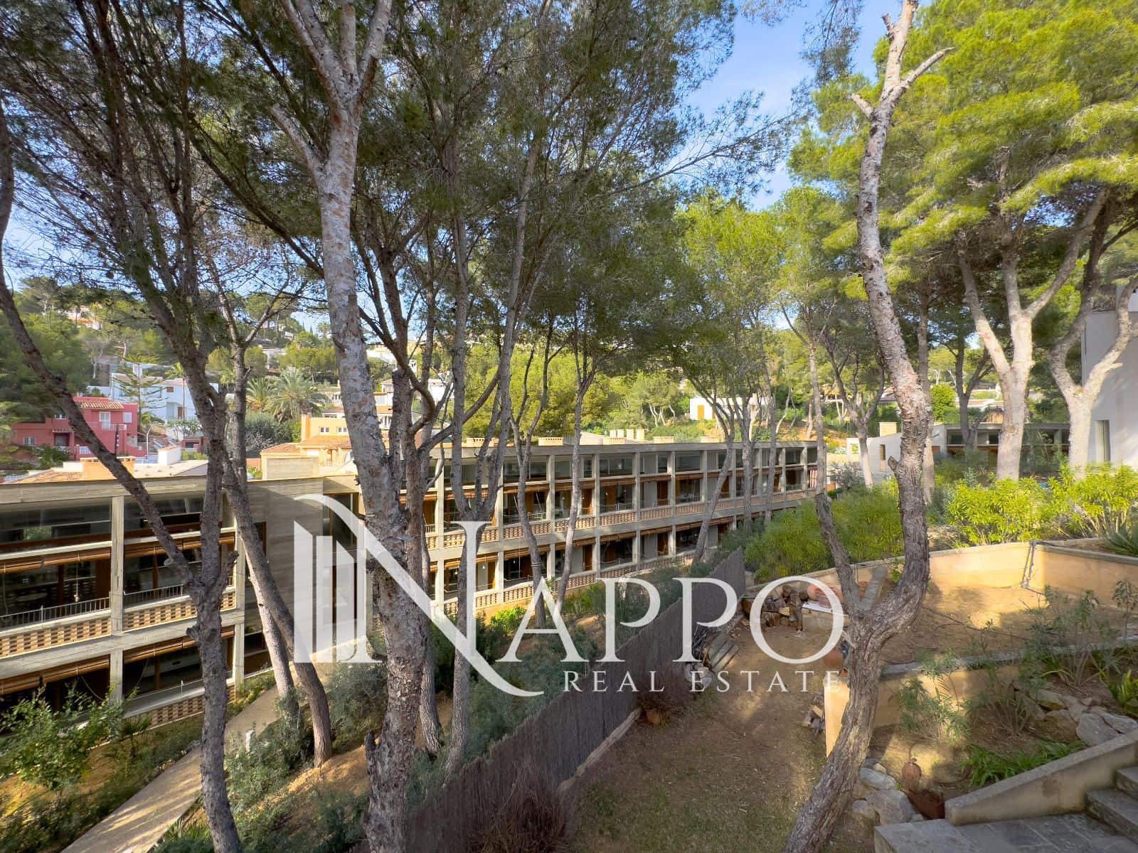 4 quarto Moradia para arrendar em Costa de la Calma - 4 500 € (Ref: 9605413)