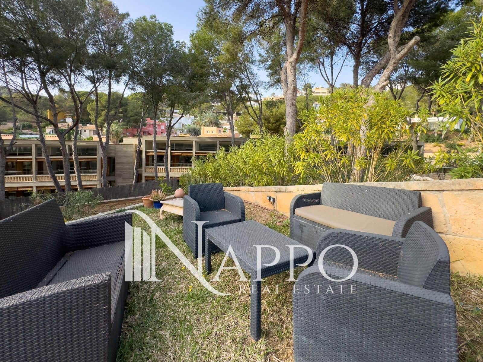 4 quarto Moradia para arrendar em Costa de la Calma - 4 500 € (Ref: 9605413)