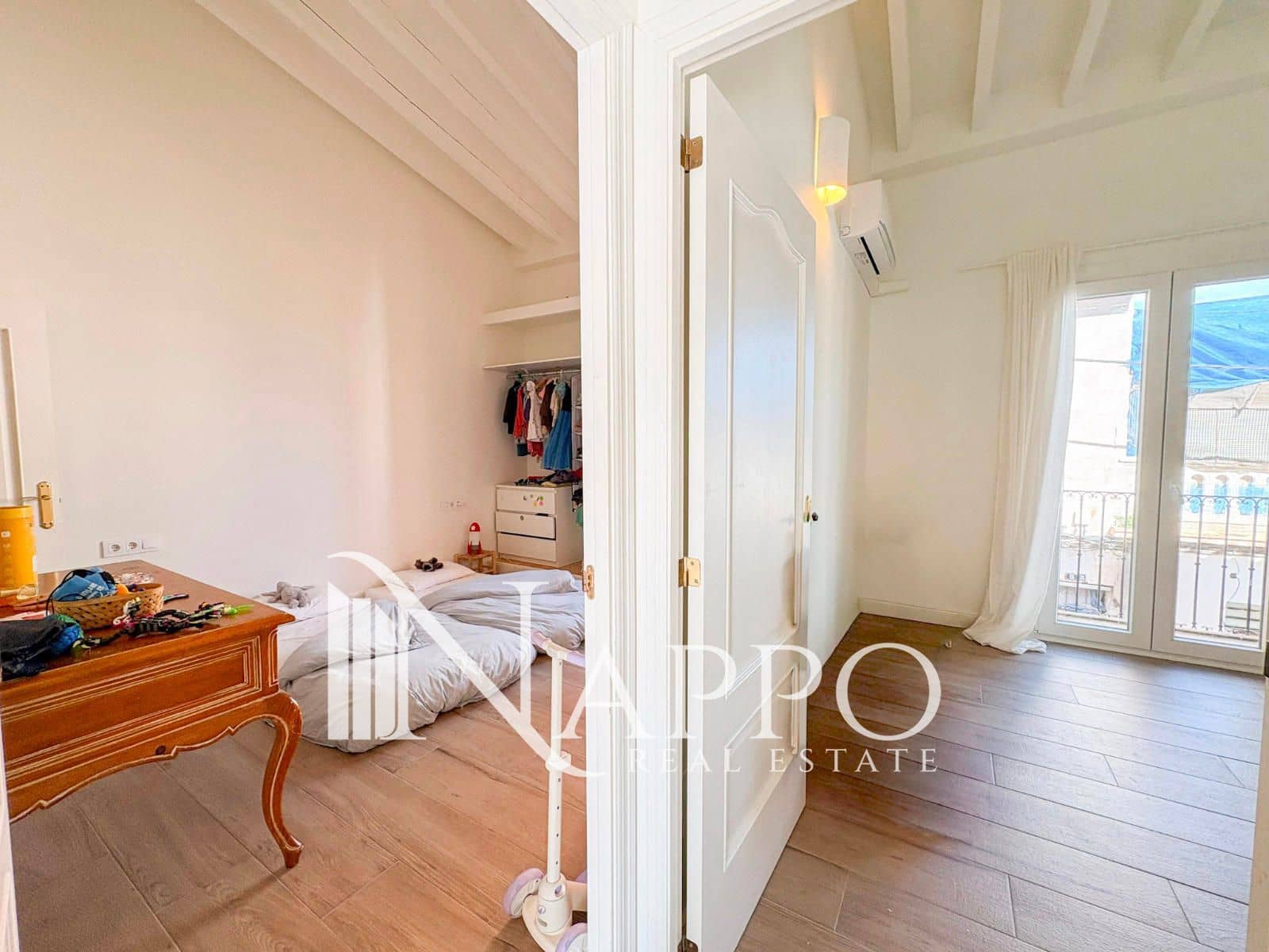 3 slaapkamer Flat te huur in Palma de Mallorca - € 2.400 (Ref: 9606610)