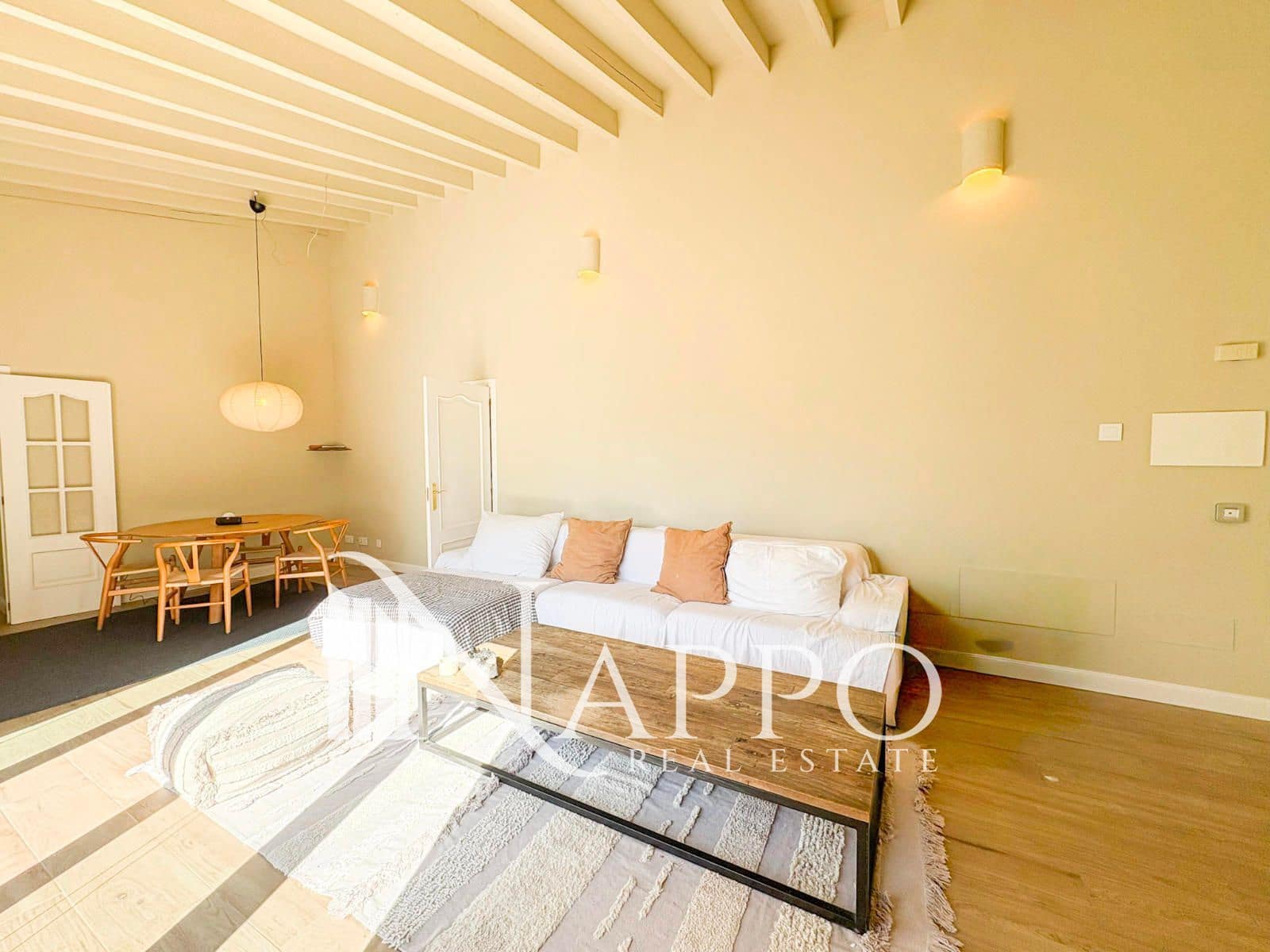 3 slaapkamer Flat te huur in Palma de Mallorca - € 2.400 (Ref: 9606610)
