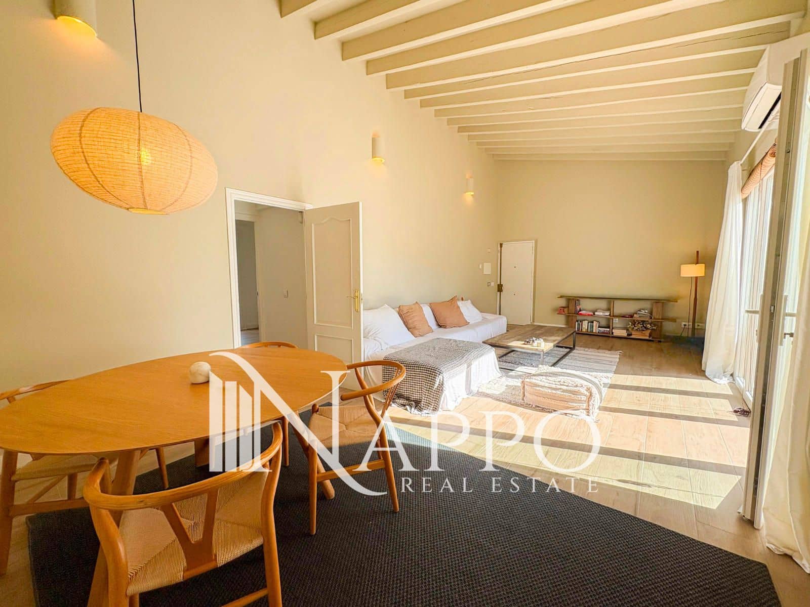 3 slaapkamer Flat te huur in Palma de Mallorca - € 2.400 (Ref: 9606610)