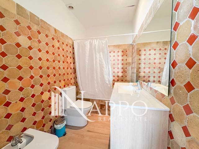 3 slaapkamer Flat te huur in El Terreno, Palma de Mallorca - € 2.400 (Ref: 9606610)