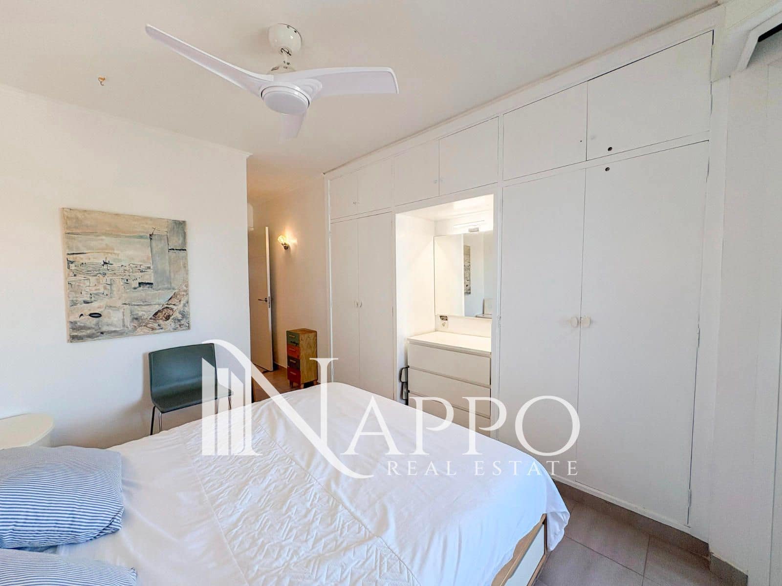 2 quarto Apartamento para arrendar em Magalluf com piscina garagem - 2 000 € (Ref: 9609550)