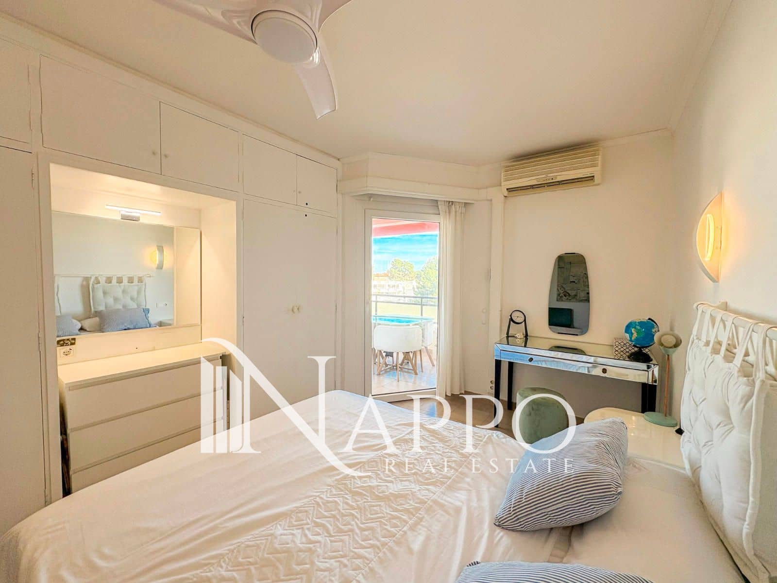 2 quarto Apartamento para arrendar em Magalluf com piscina garagem - 2 000 € (Ref: 9609550)