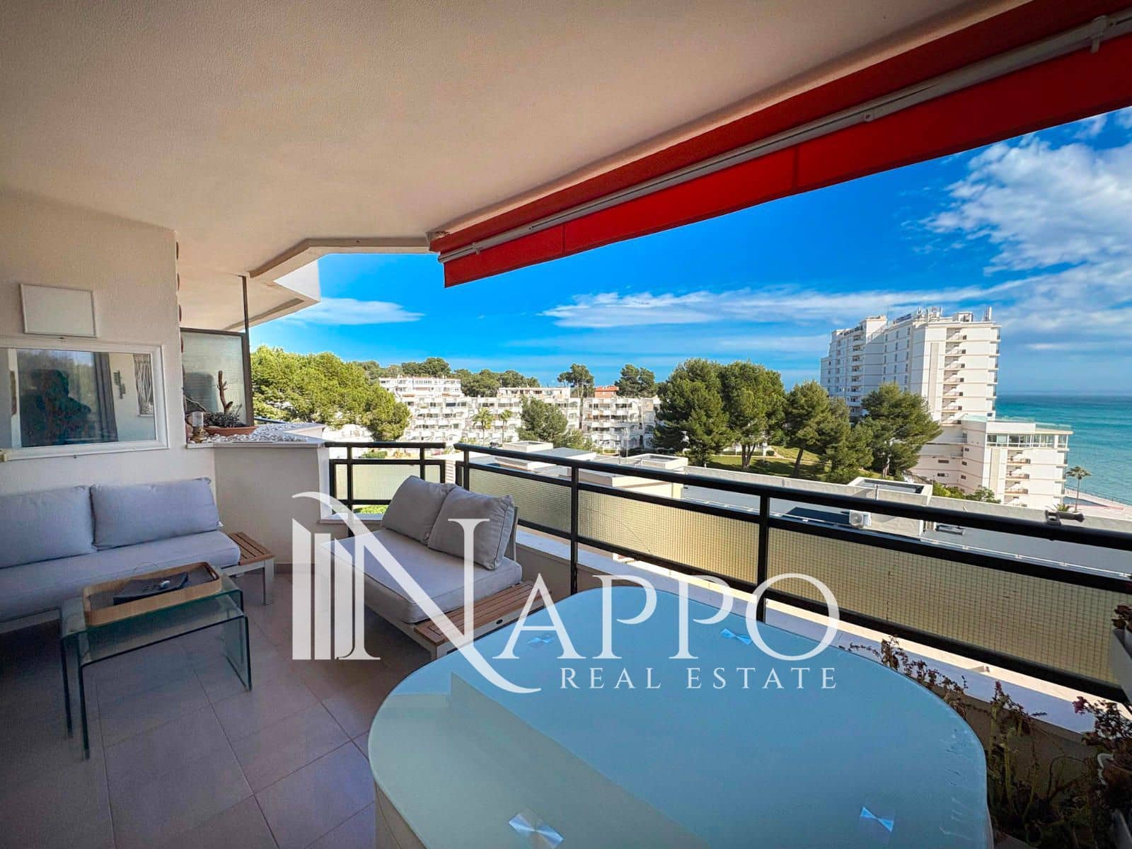 2 quarto Apartamento para arrendar em Magalluf com piscina garagem - 2 000 € (Ref: 9609550)