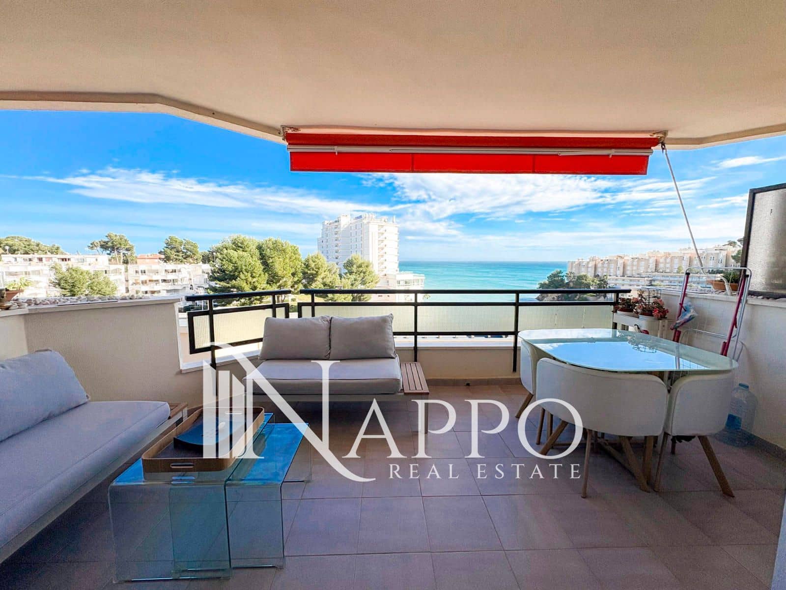 2 quarto Apartamento para arrendar em Magalluf com piscina garagem - 2 000 € (Ref: 9609550)