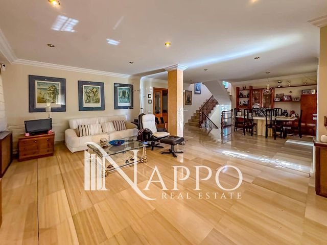 3 soverom Villa til salgs i El Pont d'Inca / Es Pont d'Inca, Marratxí med svømmebasseng garasje - € 950 000 (Ref: 9610204)