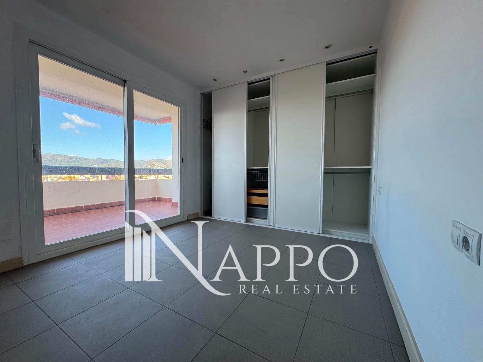 Piso de 3 habitaciones en Palma de Mallorca en venta con garaje - 595.000 € (Ref: 9612024)