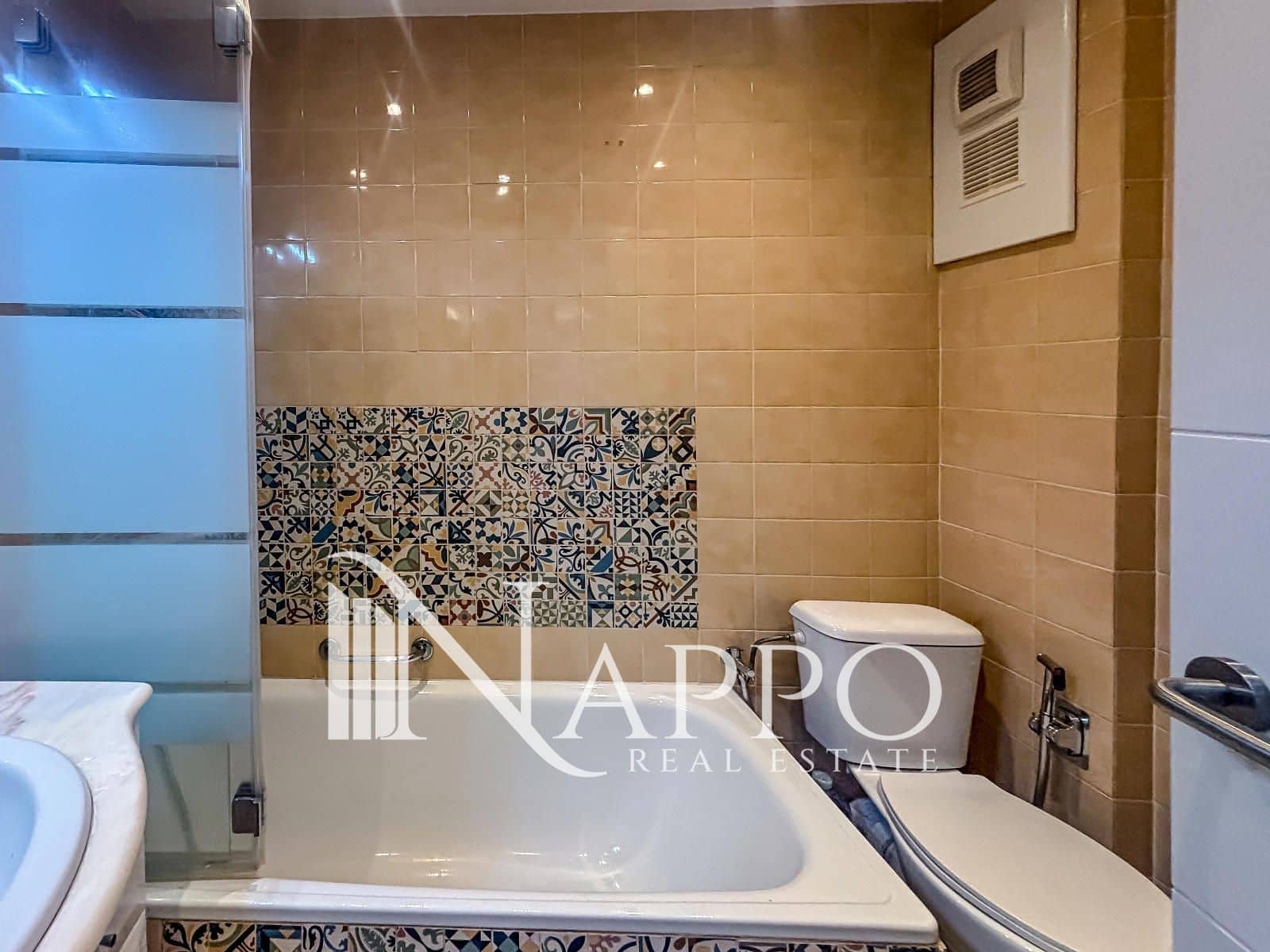 2 quarto Apartamento para arrendar em Cala Vinyes / Cala Vinyas / Cala Vinas com piscina garagem - 2 000 € (Ref: 9614083)