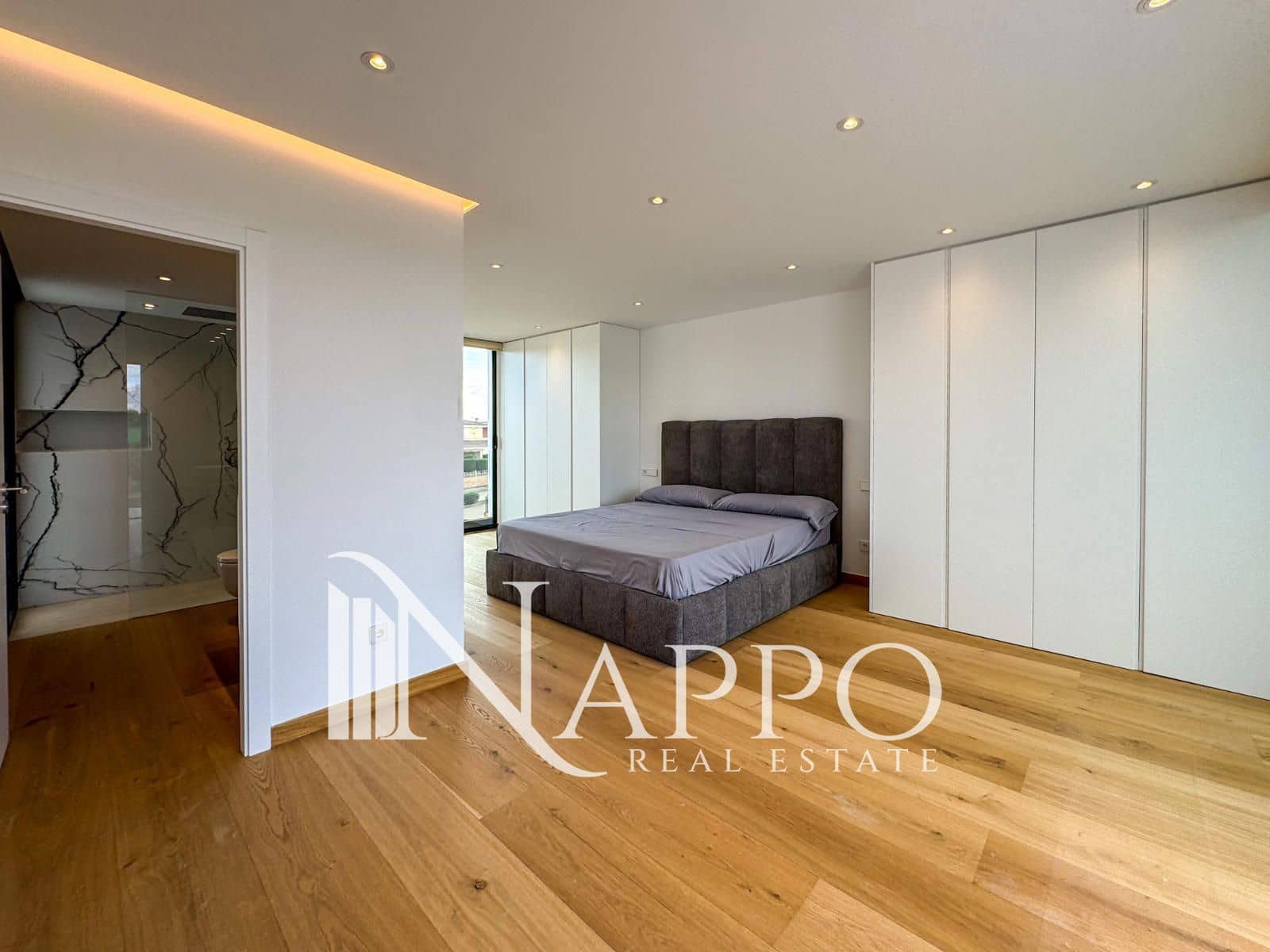 4 bedroom Villa for sale in Marratxi with pool garage - € 2,050,000 (Ref: 9618683)