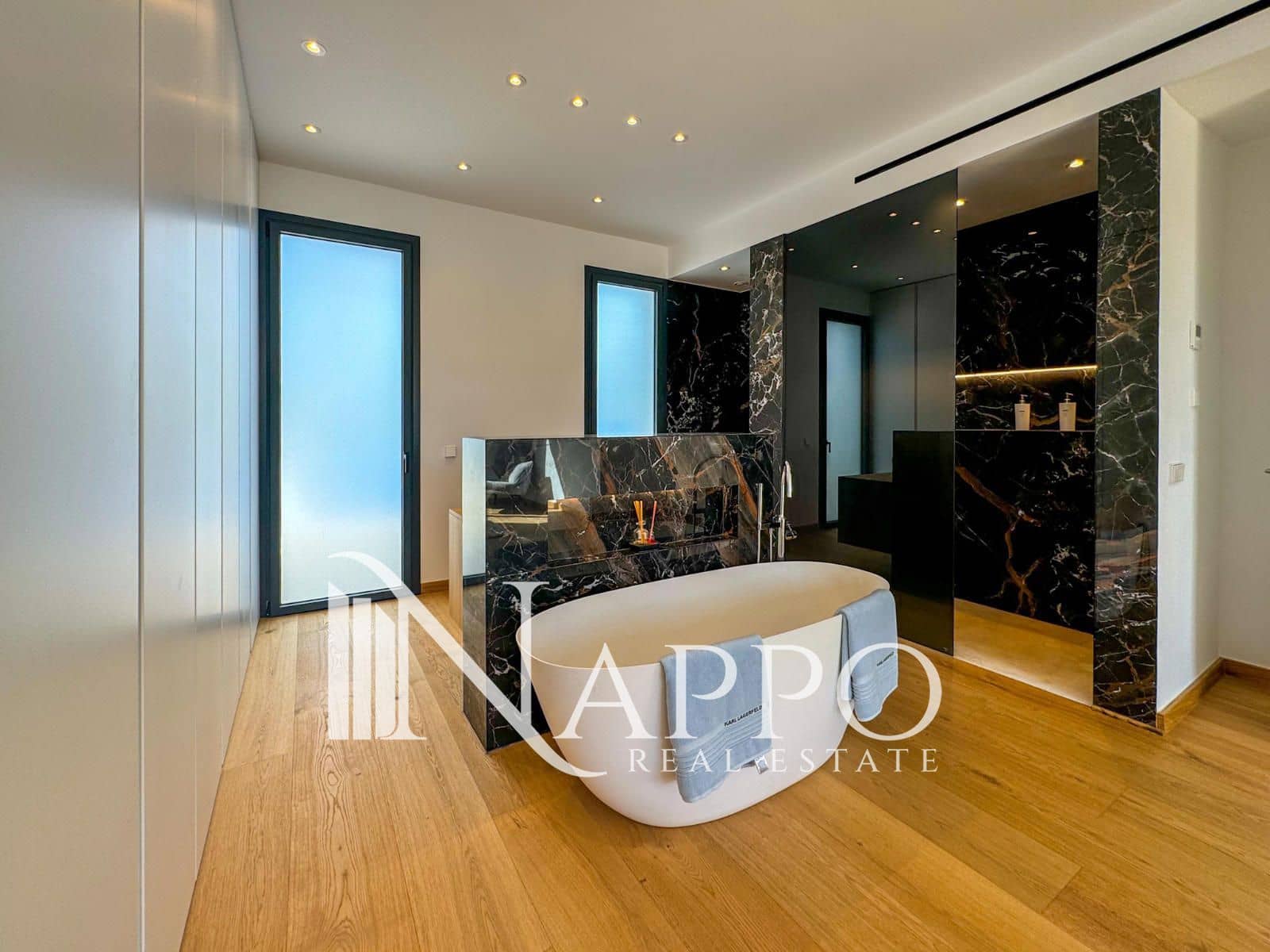 4 bedroom Villa for sale in Marratxi with pool garage - € 2,050,000 (Ref: 9618683)