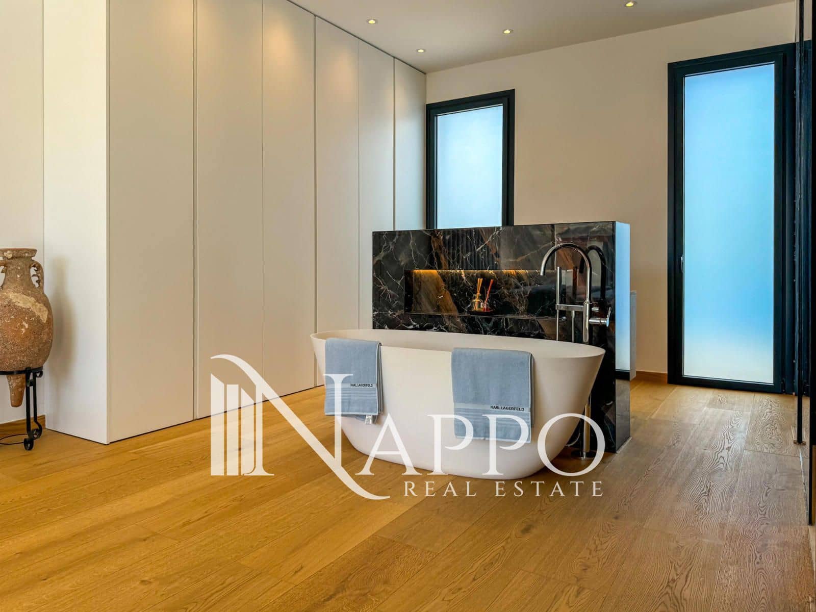 4 bedroom Villa for sale in Marratxi with pool garage - € 2,050,000 (Ref: 9618683)