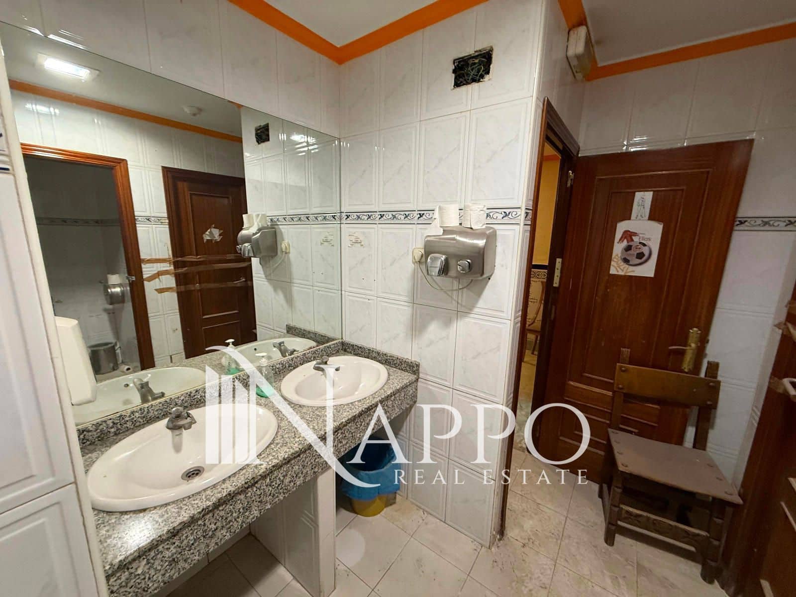 Gewerbe zu verkaufen in Madrid Stadt - 2.100.000 € (Ref: 9628408)