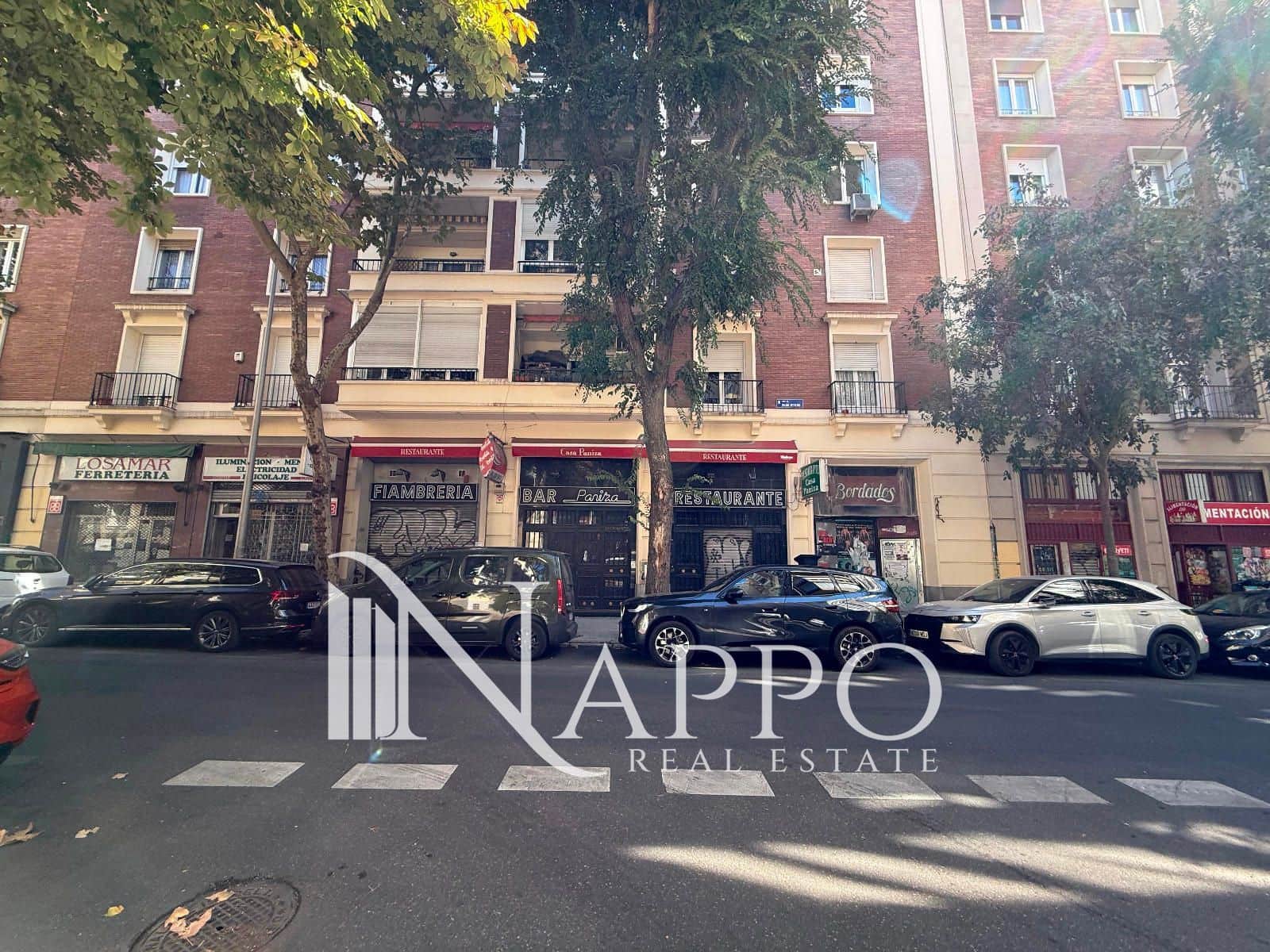 Gewerbe zu verkaufen in Madrid Stadt - 2.100.000 € (Ref: 9628408)