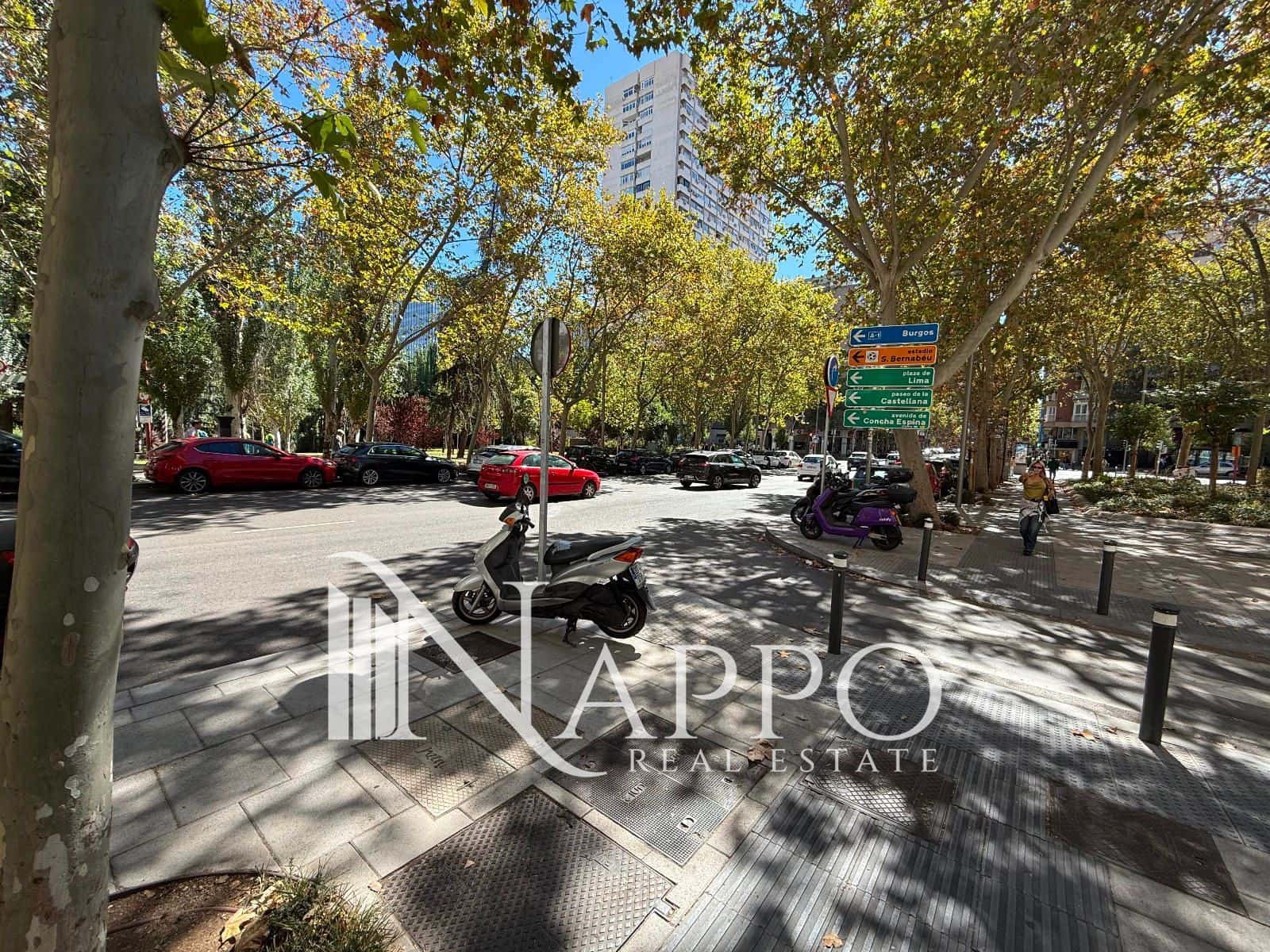 Gewerbe zu verkaufen in Madrid Stadt - 2.100.000 € (Ref: 9628408)