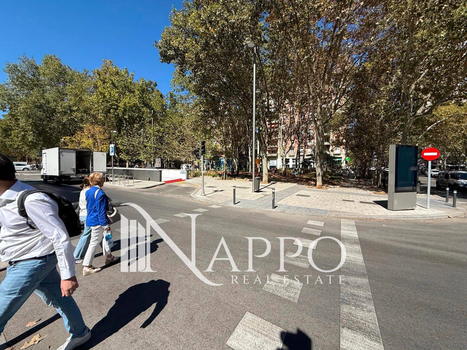 Gewerbe zu verkaufen in Madrid Stadt - 2.100.000 € (Ref: 9628408)